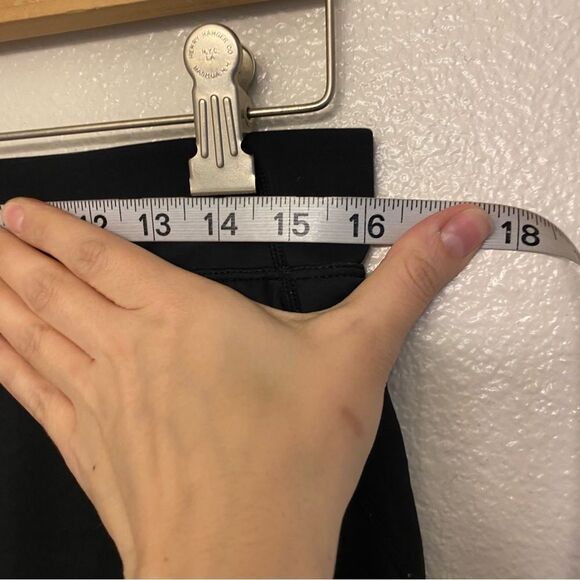 COLUMBIA Omni-wick Skort black capri leggings modest womans M - Picture 7 of 11